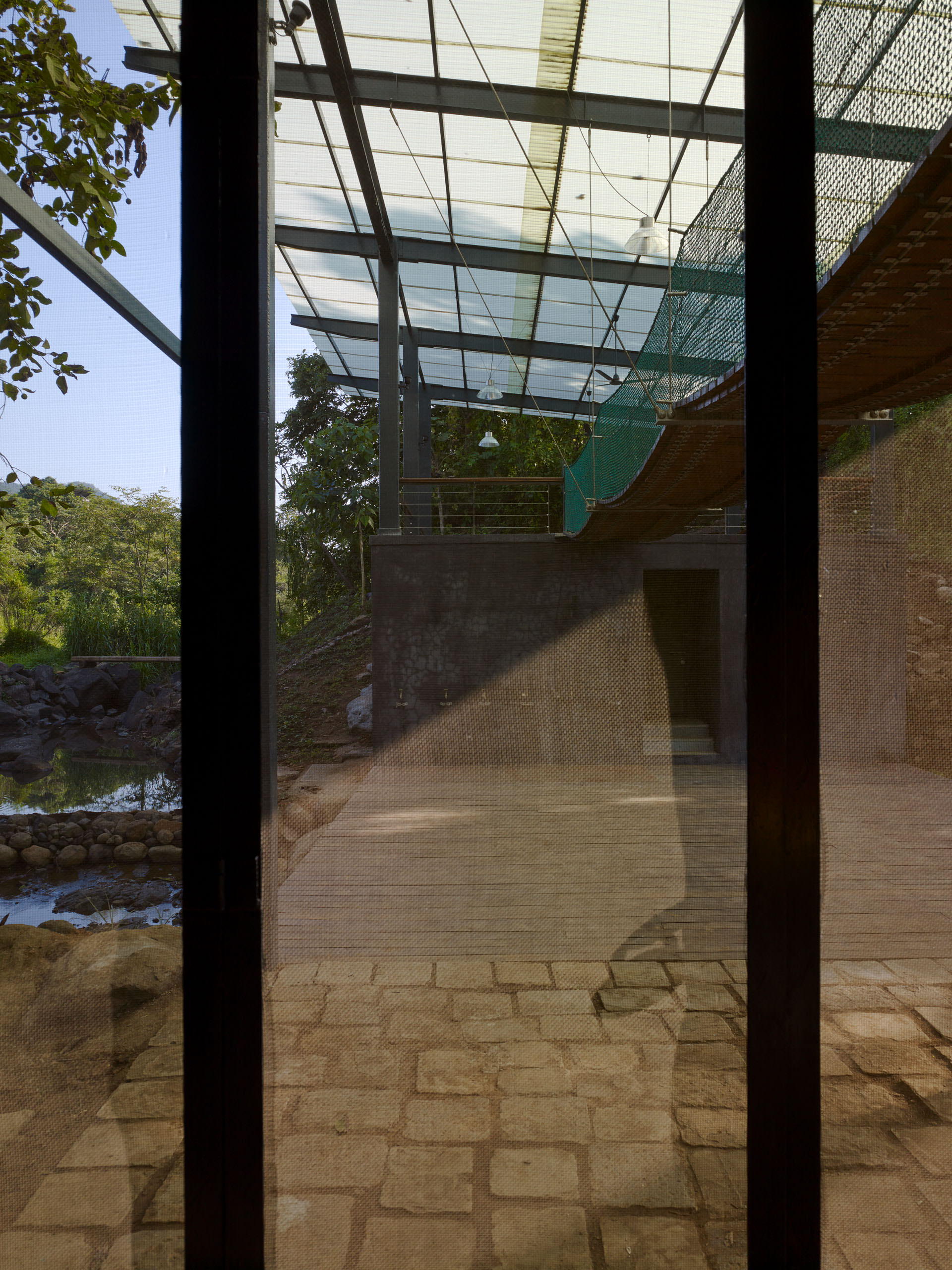 E13461 Alpa 040906 j2560